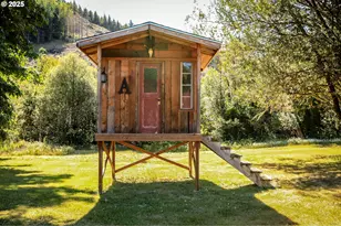 53856 Big Creek Rd, Myrtle Point, OR 97458 - Photo 12