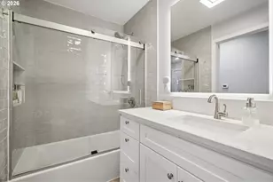 625 SW Miller Ct, Gresham, OR 97080 - Photo 24