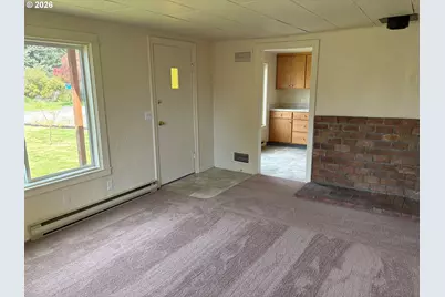 200 Azalea Dr, Eugene, OR 97404 - Photo 2