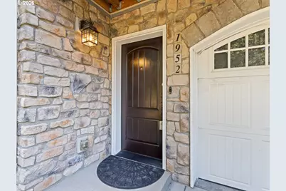 1952 NE 48th Way, Hillsboro, OR 97124 - Photo 4