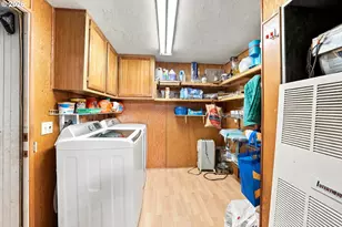 911 Cleveland Hill Rd, Roseburg, OR 97471 - Photo 14