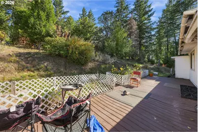 911 Cleveland Hill Rd, Roseburg, OR 97471 - Photo 30