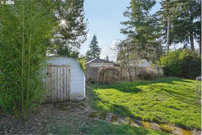 16810 E Burnside St, Portland, OR 97233 - Photo 32