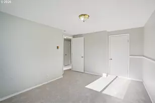 16810 E Burnside St, Portland, OR 97233 - Photo 20