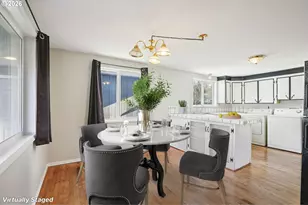 16810 E Burnside St, Portland, OR 97233 - Photo 10