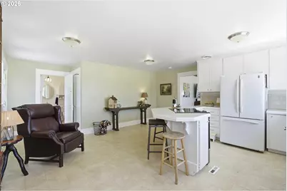 24051 NE Airport Rd, Aurora, OR 97002 - Photo 16
