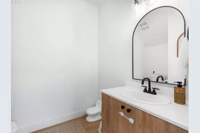 8367 N Swenson St #1, Portland, OR 97203 - Photo 6