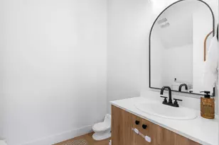 8367 N Swenson St, Portland, OR 97203 - Photo 6