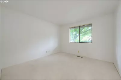 1814 Happy Ln, Eugene, OR 97401 - Photo 32