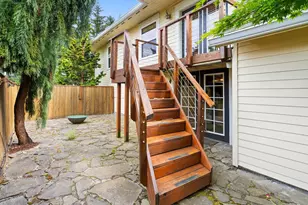 3915 SW Pomona St, Portland, OR 97219 - Photo 42