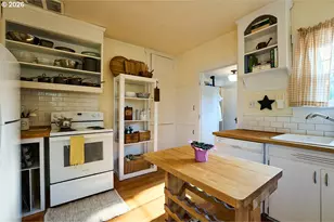 609 E Grant St, Enterprise, OR 97828 - Photo 12