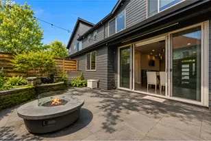 37 NE Skidmore St, Portland, OR 97211 - Photo 4
