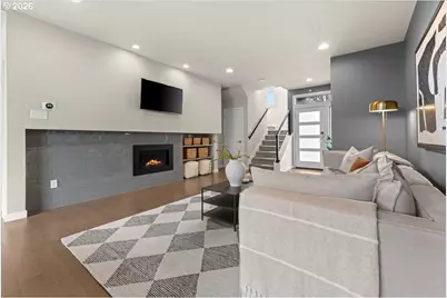 37 NE Skidmore St, Portland, OR 97211 - Photo 4