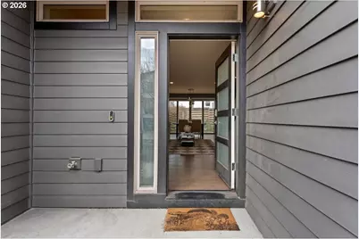 37 NE Skidmore St, Portland, OR 97211 - Photo 2