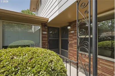 5707 SE Division St SE, Portland, OR 97206 - Photo 1
