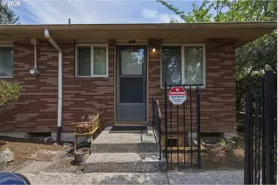 5707 SE Division St SE, Portland, OR 97206 - Photo 8