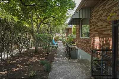 5707 SE Division St SE, Portland, OR 97206 - Photo 12