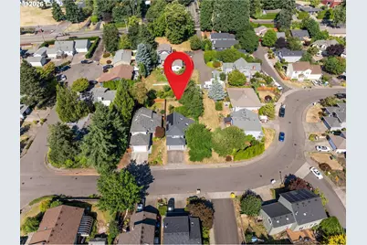 14041 SW Fanno Creek Dr, Tigard, OR 97224 - Photo 2