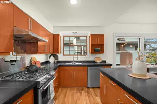 5015 NE Cleveland Ave, Portland, OR 97211 - Photo 10