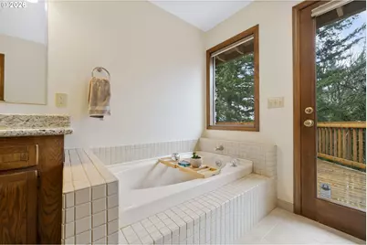 19629 Derby Ct, West Linn, OR 97068 - Photo 20