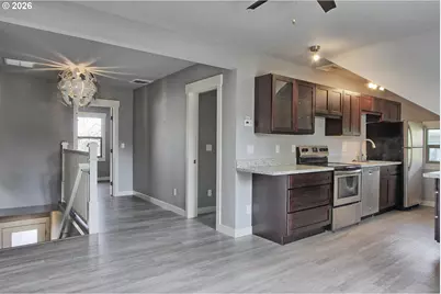 2422 NE Glisan, Portland, OR 97232 - Photo 6