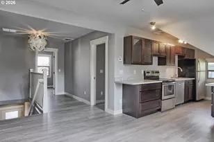 2422 NE Glisan, Portland, OR 97232 - Photo 6