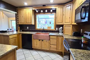 100 SE Hillcrest Rd, John Day, OR 97845 - Photo 4