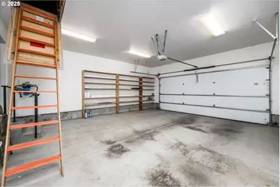 1176 Unity Dr, Junction City, OR 97448 - Photo 30