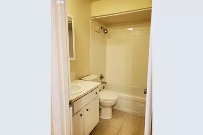 1607 NE 26th Ave, Portland, OR 97232 - Photo 8