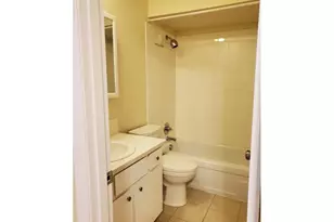 1607 NE 26th Ave, Portland, OR 97232 - Photo 8