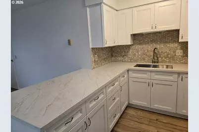 1607 NE 26th Ave, Portland, OR 97232 - Photo 12