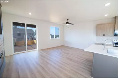 16159 Serres Farm Way, Oregon City, OR 97045 - Photo 4