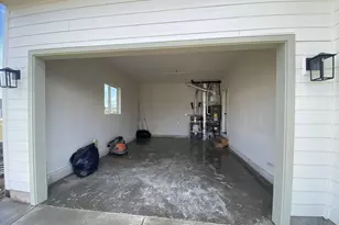 672 Parker Loop, Silverton, OR 97381 - Photo 18