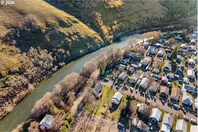 123 1st St, Klickitat, WA 98628 - Photo 40