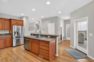 15940 SW Snowy Owl Ln, Beaverton, OR 97007 - Photo 16