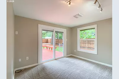 6286 Harrington Ave, Lake Oswego, OR 97035 - Photo 16
