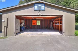 29311 Melody Ln, Gold Beach, OR 97444 - Photo 24