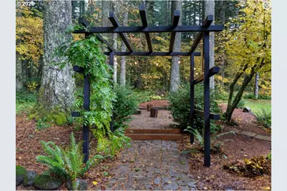 21490 E Briarwood Rd, Rhododendron, OR 97049 - Photo 46