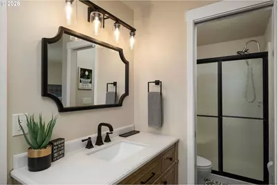 708 NE 238th Pl, Wood Village, OR 97060 - Photo 24