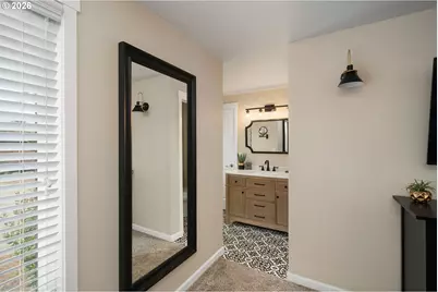 708 NE 238th Pl, Wood Village, OR 97060 - Photo 22
