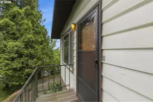 7339 S Corbett Ave, Portland, OR 97219 - Photo 28