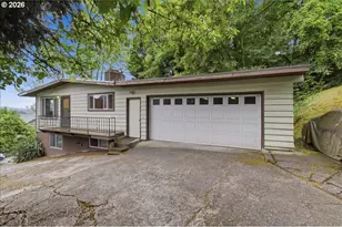 7339 S Corbett Ave, Portland, OR 97219 - Photo 4