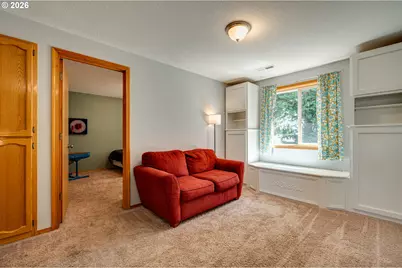 302 Pine St, Woodland, WA 98674 - Photo 14