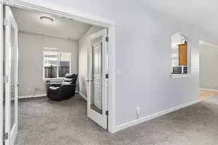 2527 Park View Dr, Eugene, OR 97408 - Photo 18