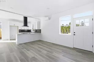 8716 SE Bybee Blvd, Portland, OR 97266 - Photo 6
