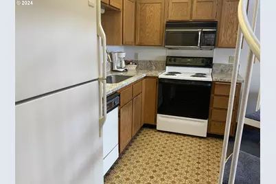 94304 Wedderburn Loop, Gold Beach, OR 97444 - Photo 12