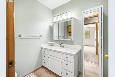 1633 SE 162nd Ave, Portland, OR 97233 - Photo 36