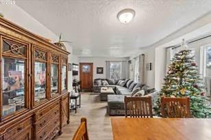 2650 Sheridan Ave, North Bend, OR 97459 - Photo 8