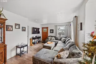 2650 Sheridan Ave, North Bend, OR 97459 - Photo 6