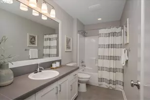 105 NE Morgan St, Portland, OR 97211 - Photo 32